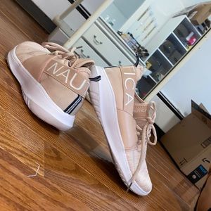 Like-new pink nautica sneakers
